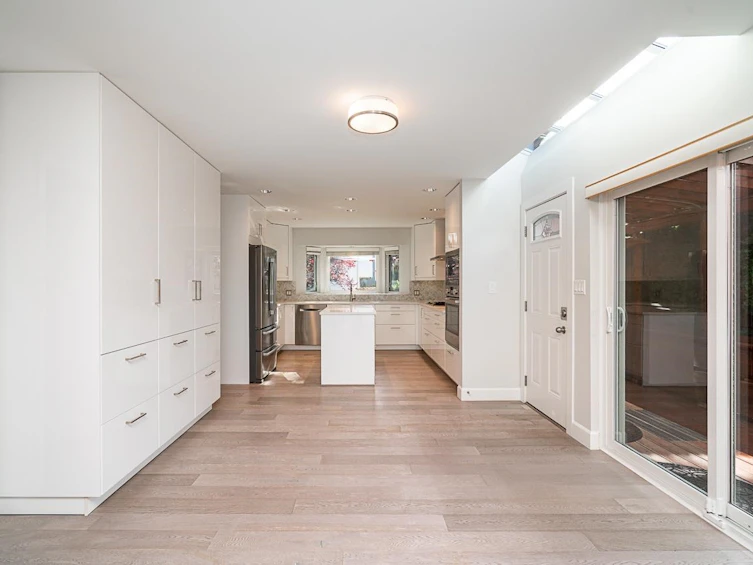 2308 W 14th Avenue, Vancouver, BC, V6K 2W3 - 13
