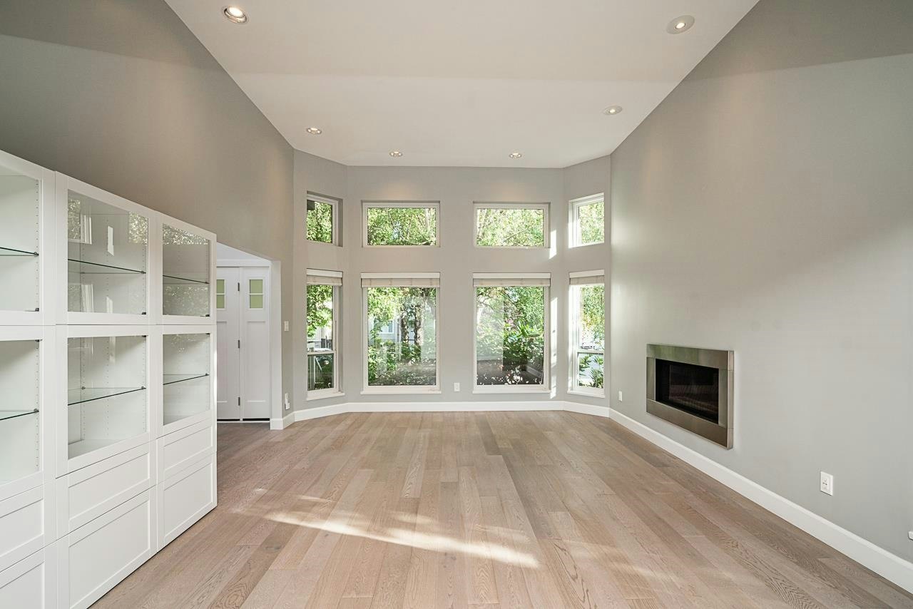2308 W 14th Avenue, Vancouver, BC, V6K 2W3 - 8