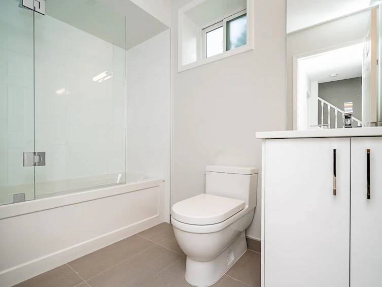 2308 W 14th Avenue, Vancouver, BC, V6K 2W3 - 34