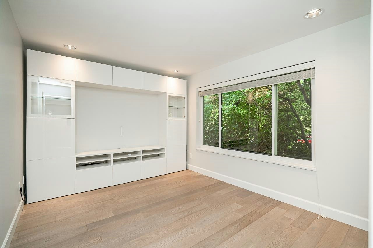 2308 W 14th Avenue, Vancouver, BC, V6K 2W3 - 19