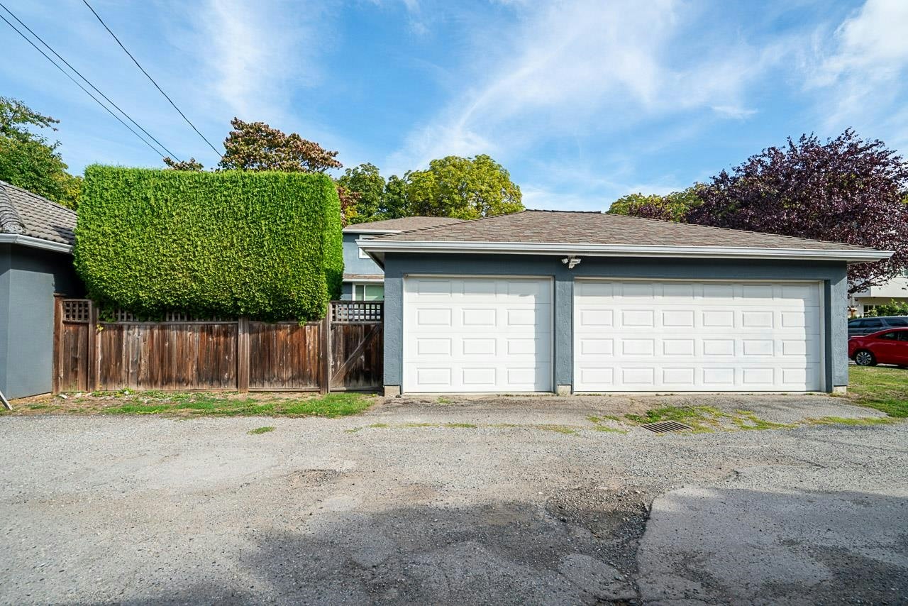 2308 W 14th Avenue, Vancouver, BC, V6K 2W3 - 39
