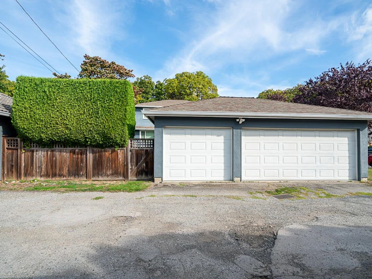 2308 W 14th Avenue, Vancouver, BC, V6K 2W3 - 39