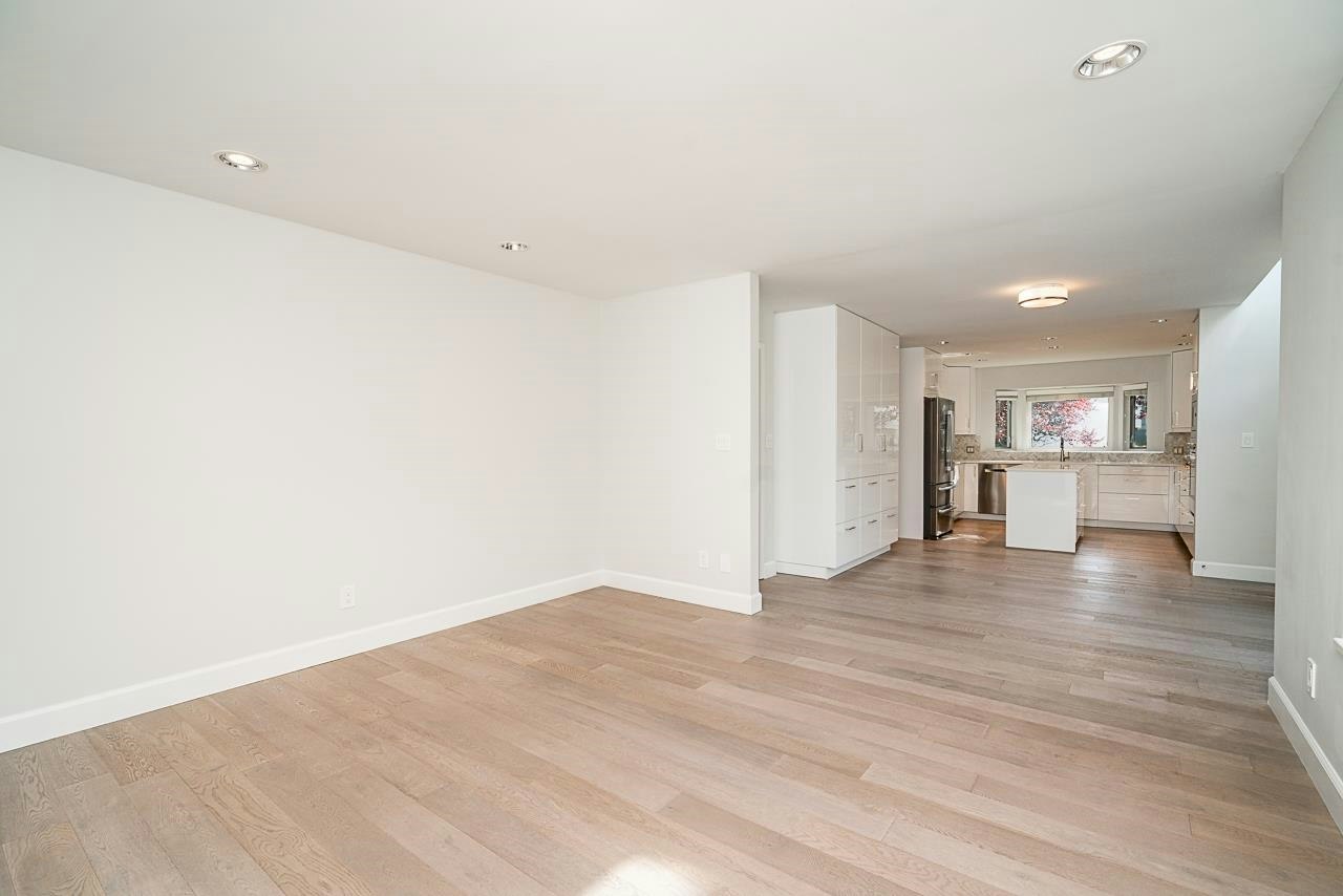 2308 W 14th Avenue, Vancouver, BC, V6K 2W3 - 17