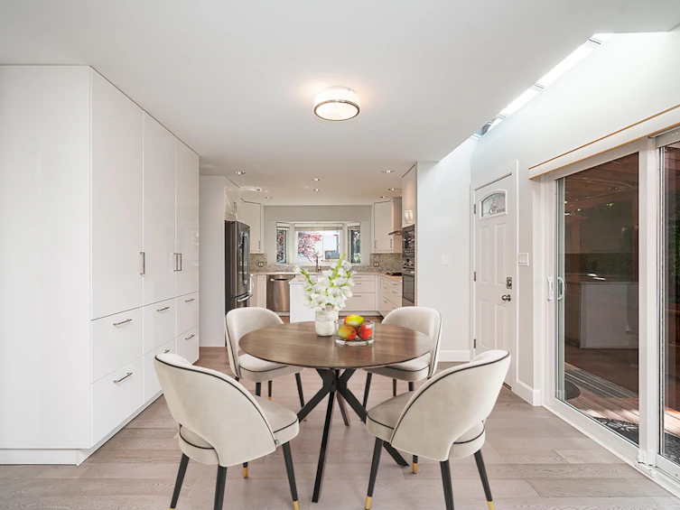 2308 W 14th Avenue, Vancouver, BC, V6K 2W3 - 12