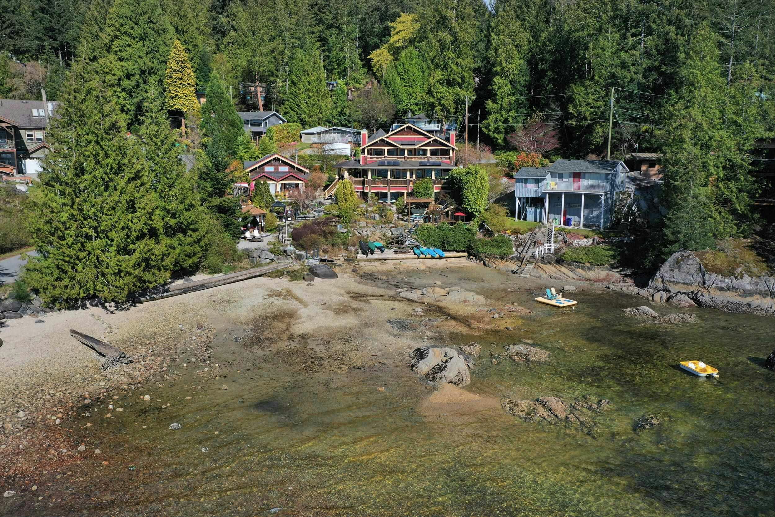 7545 Islets Place, Sechelt, BC, V7Z 0C5 - 40
