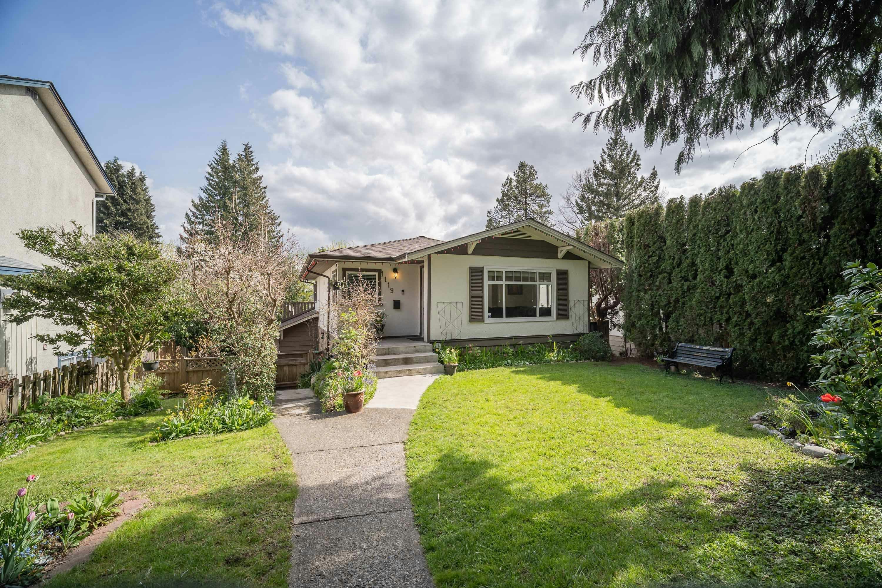1119 Cloverley Street, North Vancouver, BC, V7L 1N7