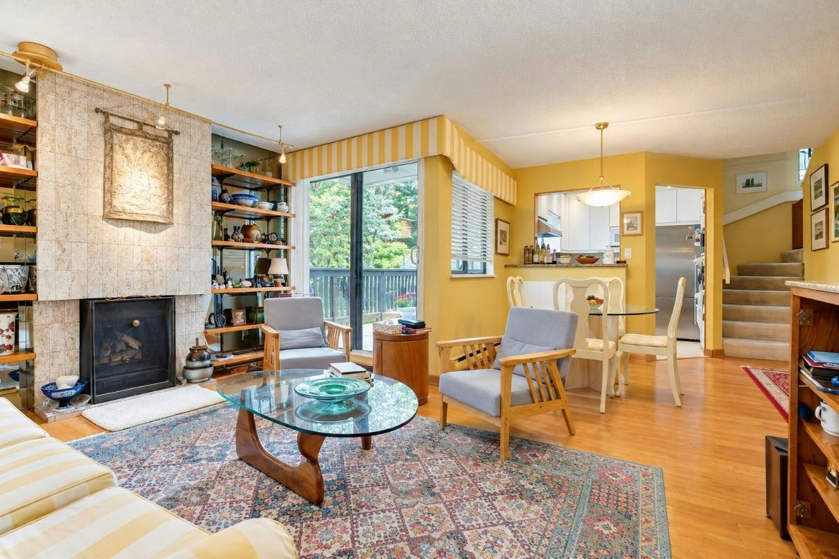 1346 Walnut Street - 5