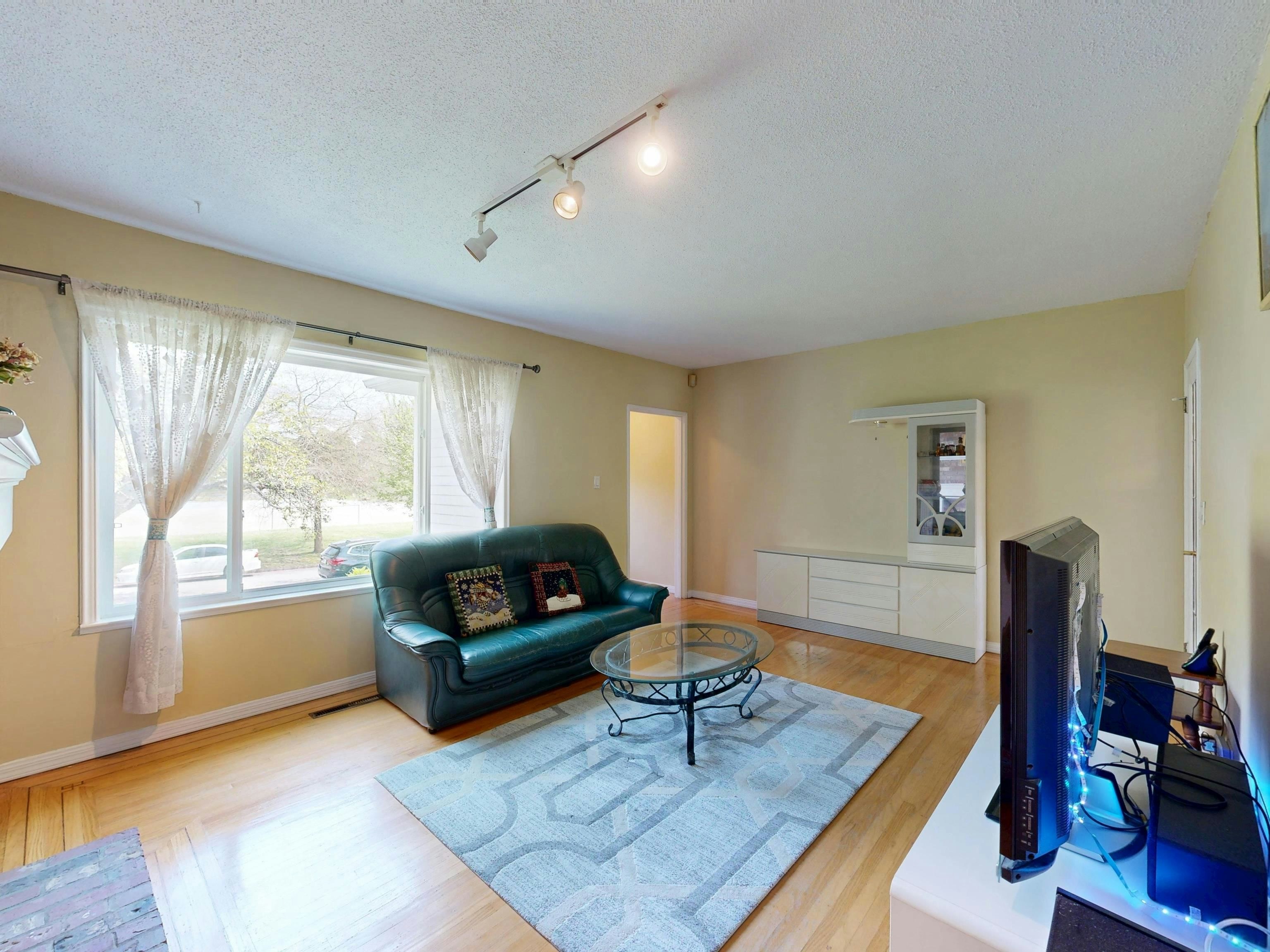 3157 Penticton Street - 5