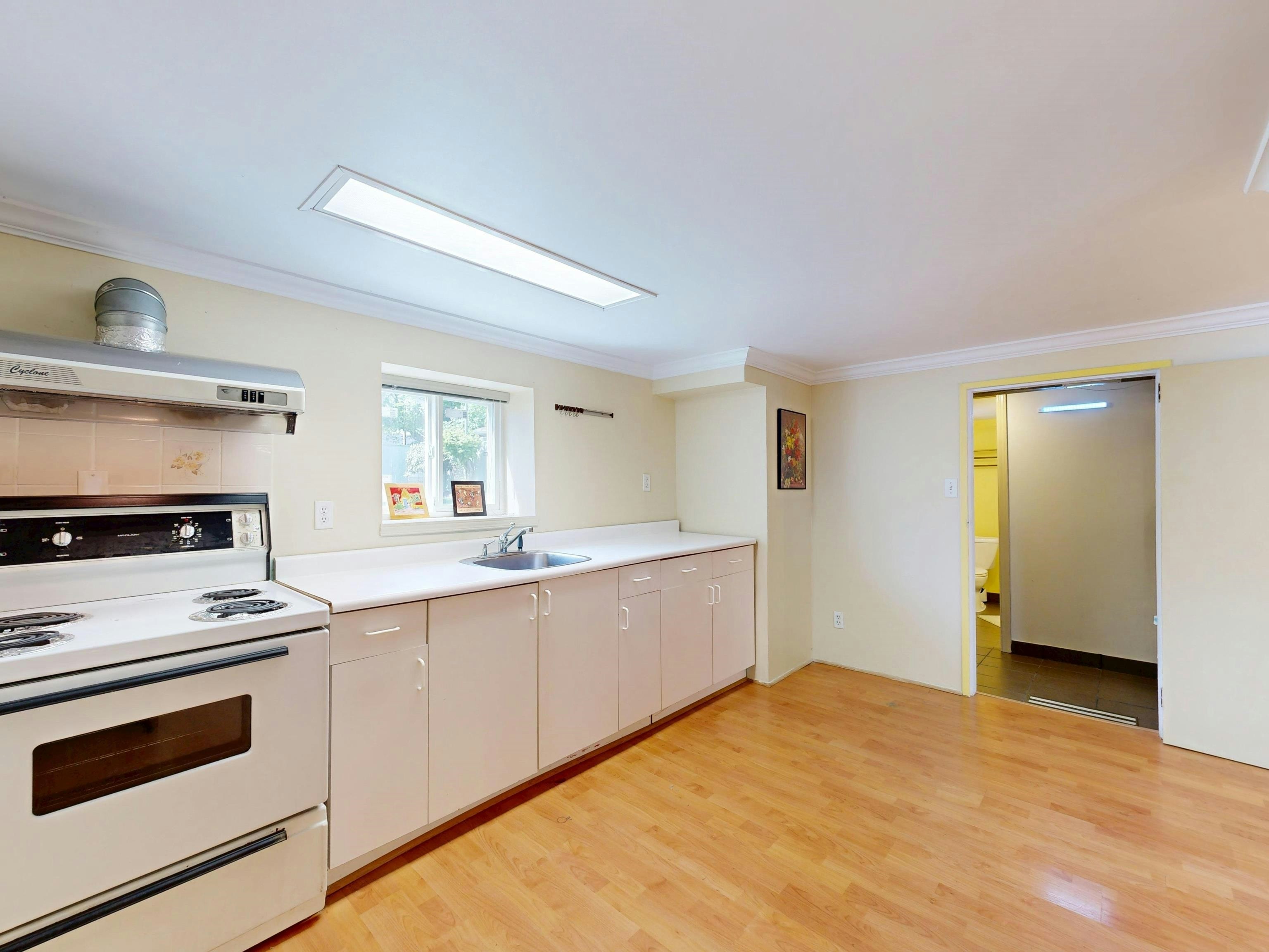 3157 Penticton Street, Vancouver, BC, V5M 3C6 - 15