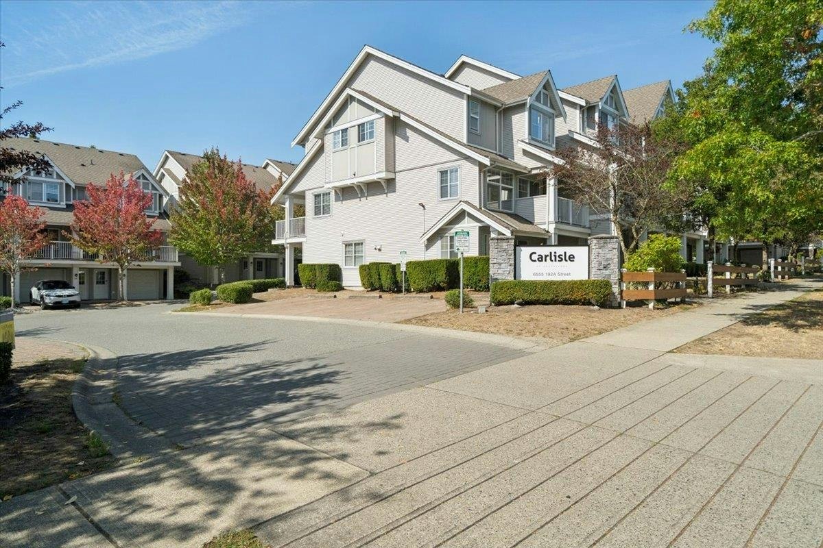 9-6555 192a Street, Surrey, BC, V4N 0A2