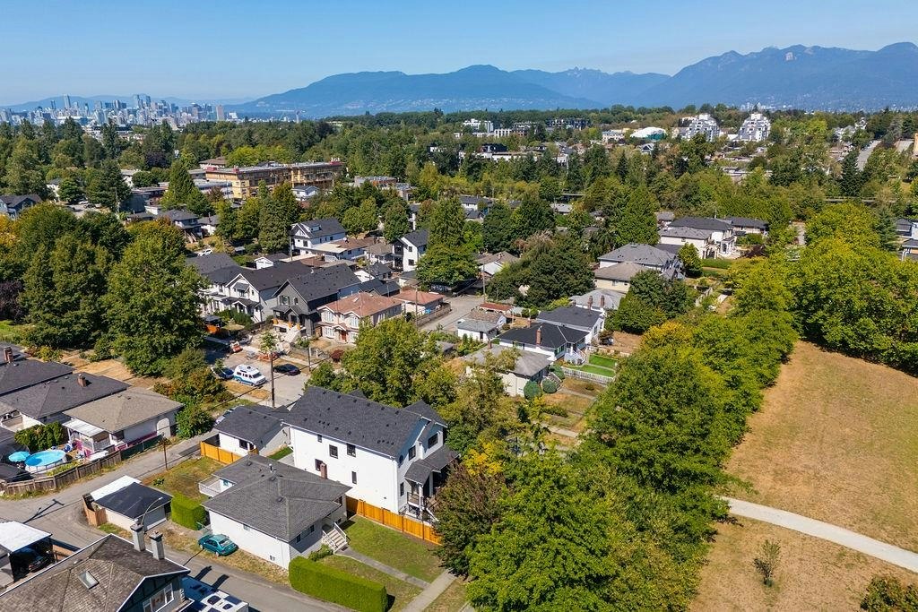 3233 Penticton Street, Vancouver, BC, V5M 3C7 - 35