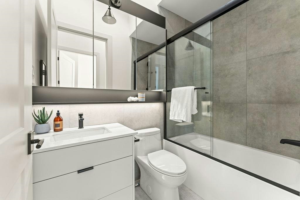 3233 Penticton Street, Vancouver, BC, V5M 3C7 - 24