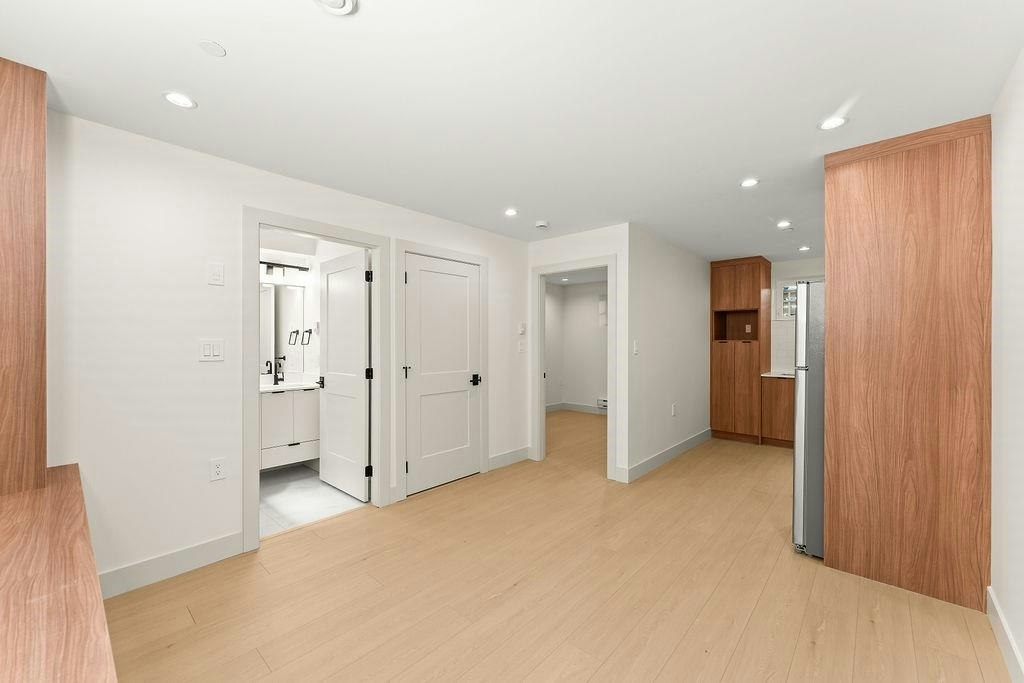 3233 Penticton Street, Vancouver, BC, V5M 3C7 - 30