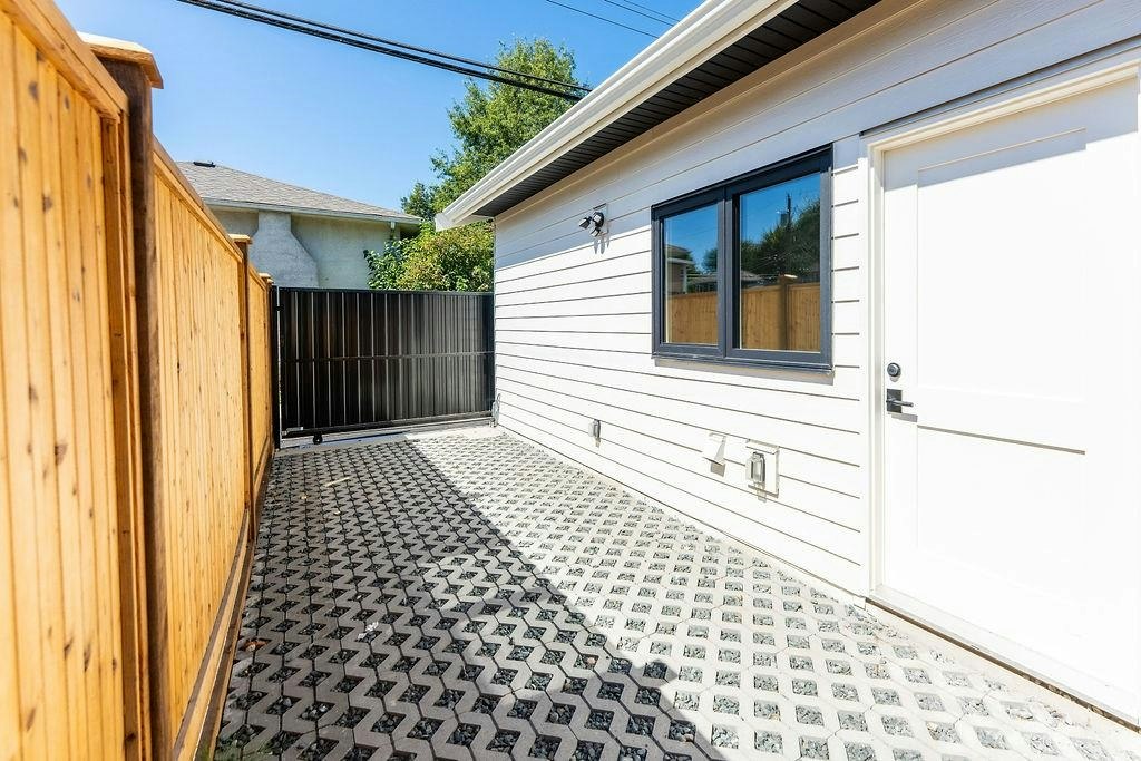 3233 Penticton Street, Vancouver, BC, V5M 3C7 - 27