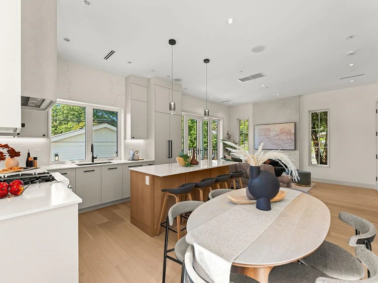 2598 E 16th Avenue, Vancouver, BC, V5M 2L5 - 13
