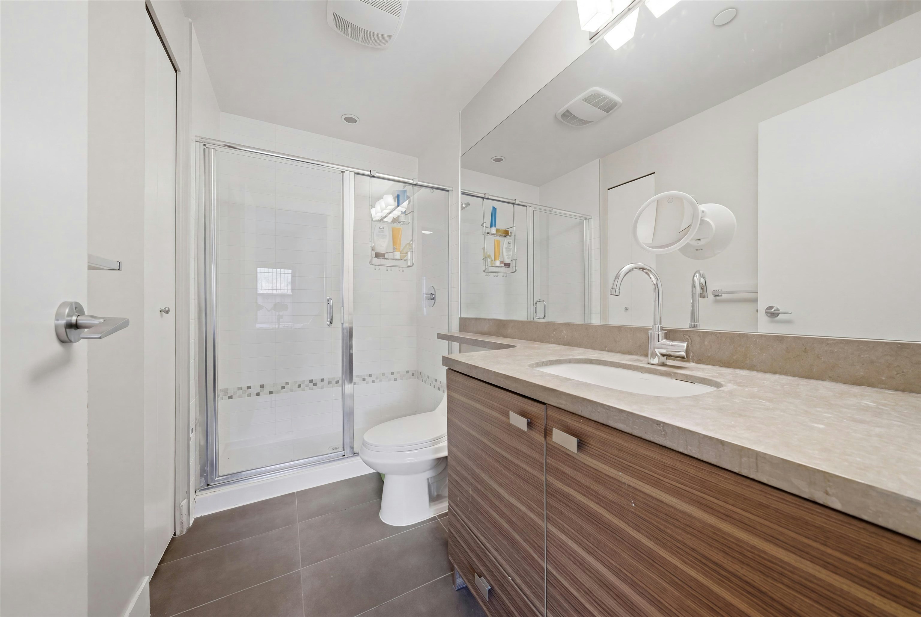 204-1273 Marine Drive, North Vancouver, BC, V7P 1T3 - 18
