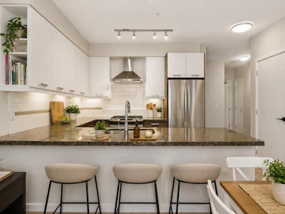 204-1273 Marine Drive - 5