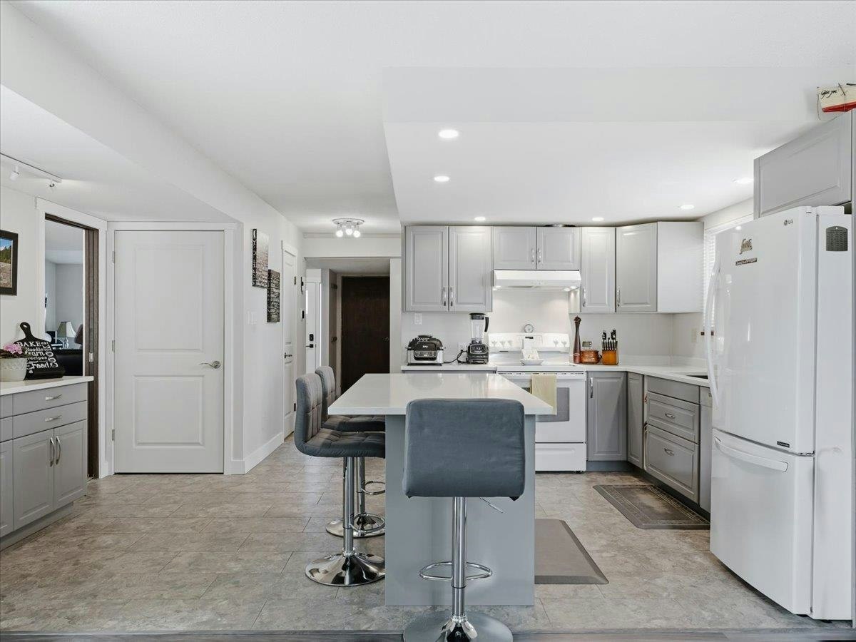 4628 Hermitage Drive, Richmond, BC, V7E 4N4 - 3