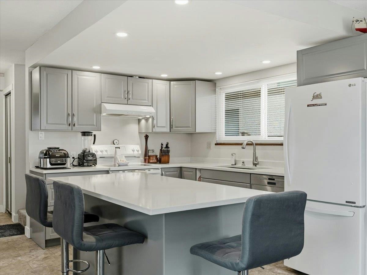 4628 Hermitage Drive, Richmond, BC, V7E 4N4 - 6