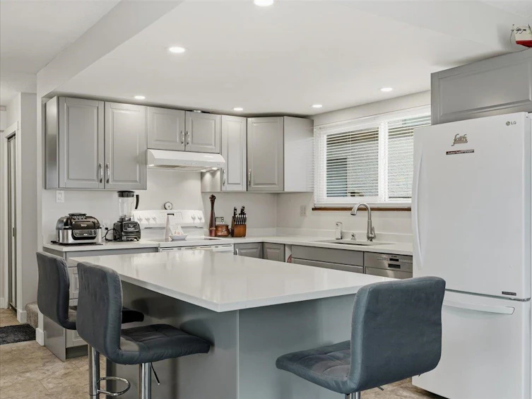 4628 Hermitage Drive, Richmond, BC, V7E 4N4 - 6