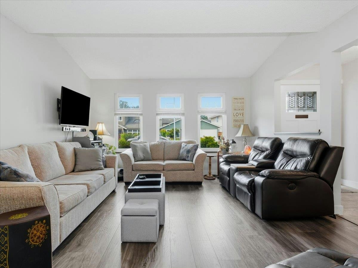 4628 Hermitage Drive, Richmond, BC, V7E 4N4 - 9