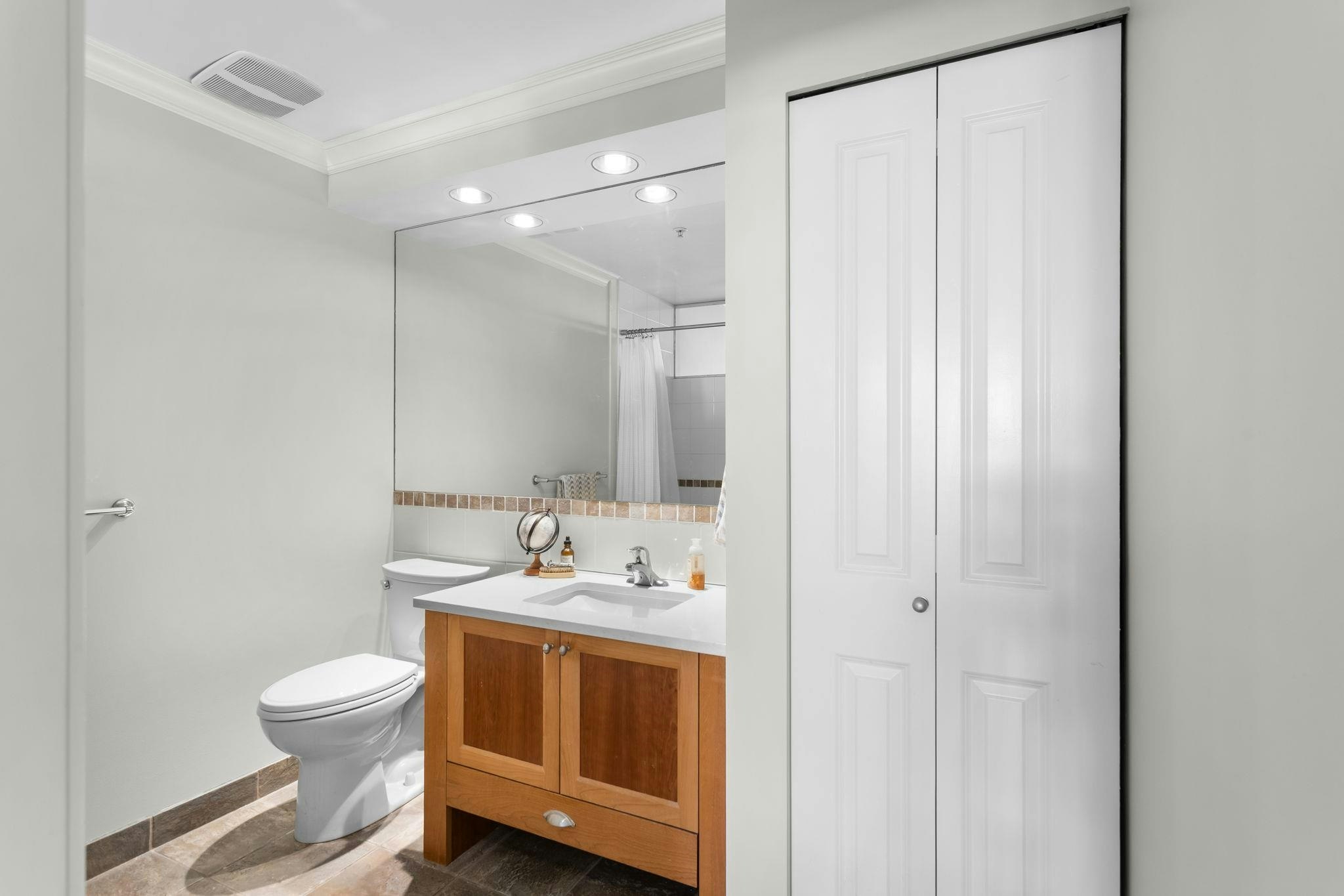 307-15350 16a Avenue Avenue, Surrey, BC, V4A 1S9 - 18