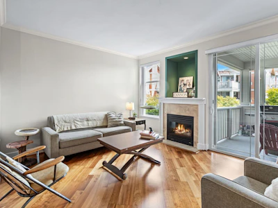 307-15350 16a Avenue Avenue - 5