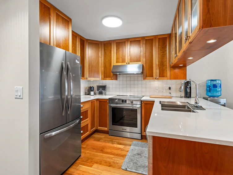 307-15350 16a Avenue Avenue, Surrey, BC, V4A 1S9 - 12