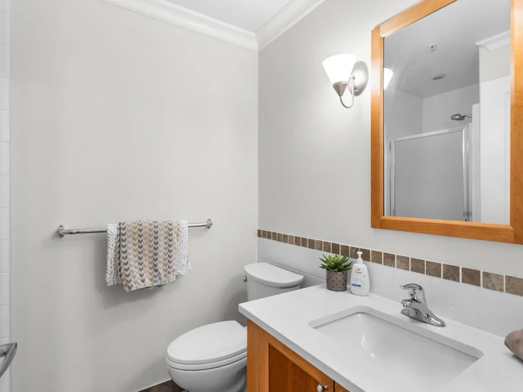 307-15350 16a Avenue Avenue, Surrey, BC, V4A 1S9 - 22