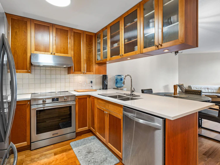 307-15350 16a Avenue Avenue, Surrey, BC, V4A 1S9 - 13
