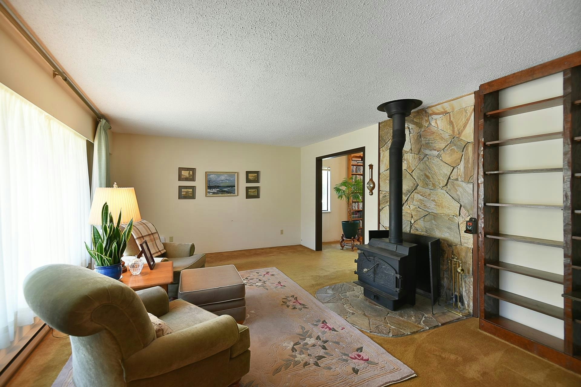 5749 Surf Circle, Sechelt, BC, V0N 3A0