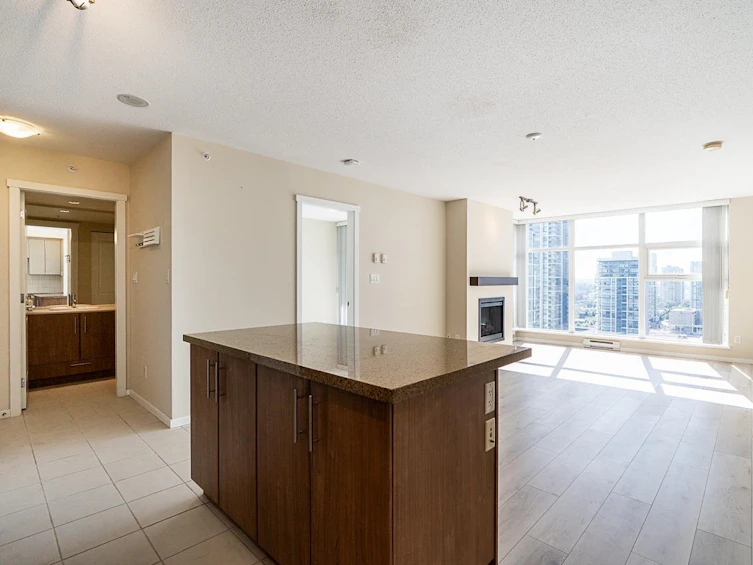 2708-2289 Yukon Crescent, Burnaby, BC, V5C 0B2 - 7