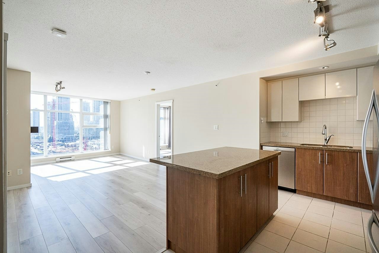 2708-2289 Yukon Crescent, Burnaby, BC, V5C 0B2 - 6