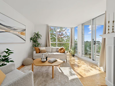 409-8430 Jellicoe Street - 3