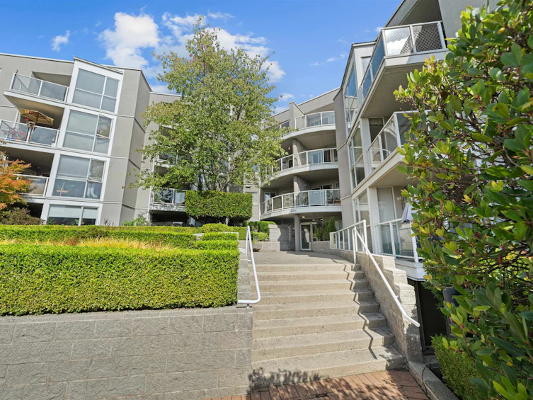 409-8430 Jellicoe Street, Vancouver, BC, V5S 4S7