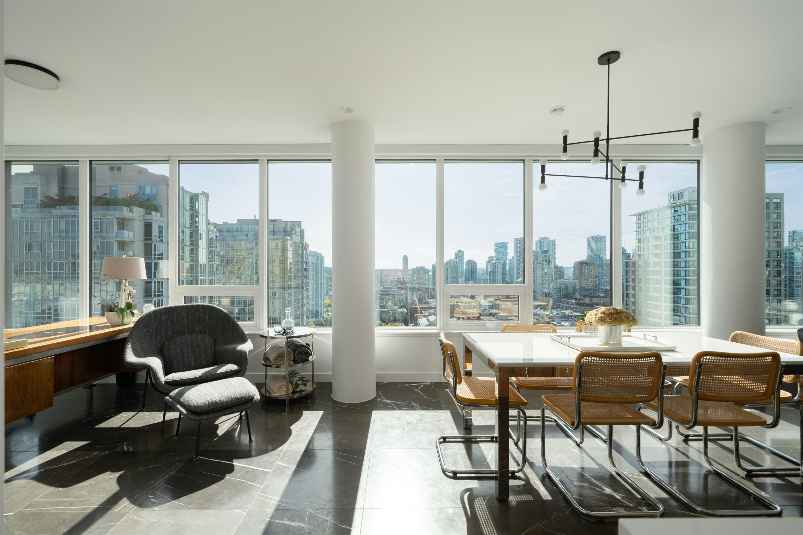 2004-885 Cambie Street - 3