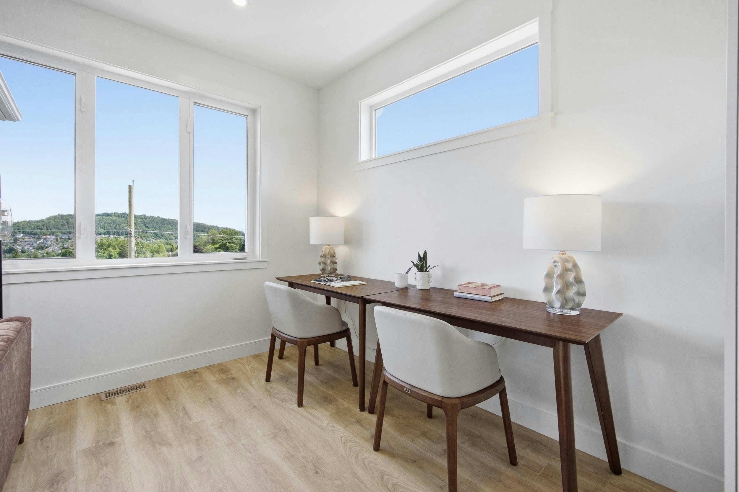 40 Sea Avenue, Burnaby, BC, V5B 3W6 - 16
