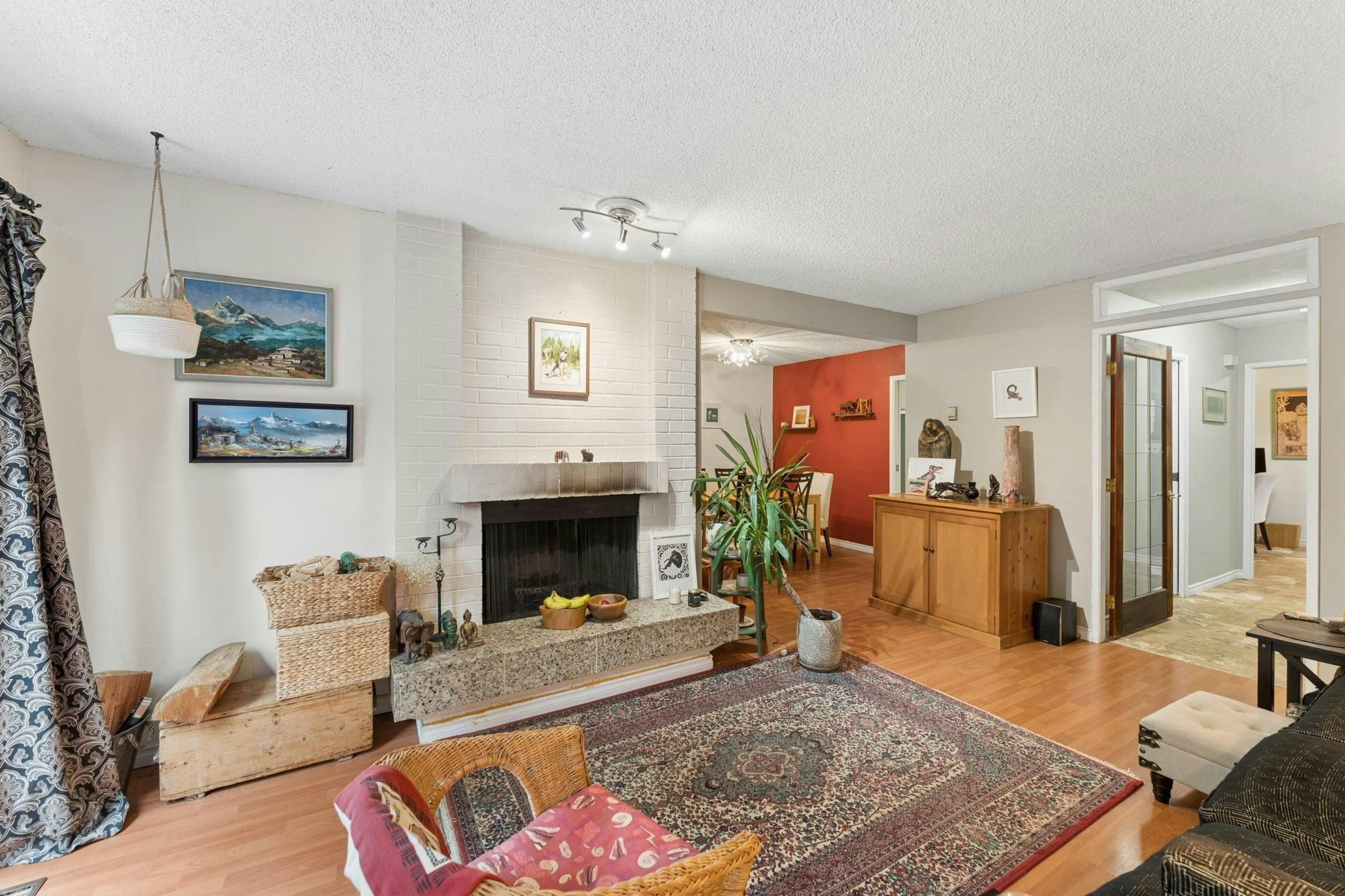 834 Hendecourt Road - 4