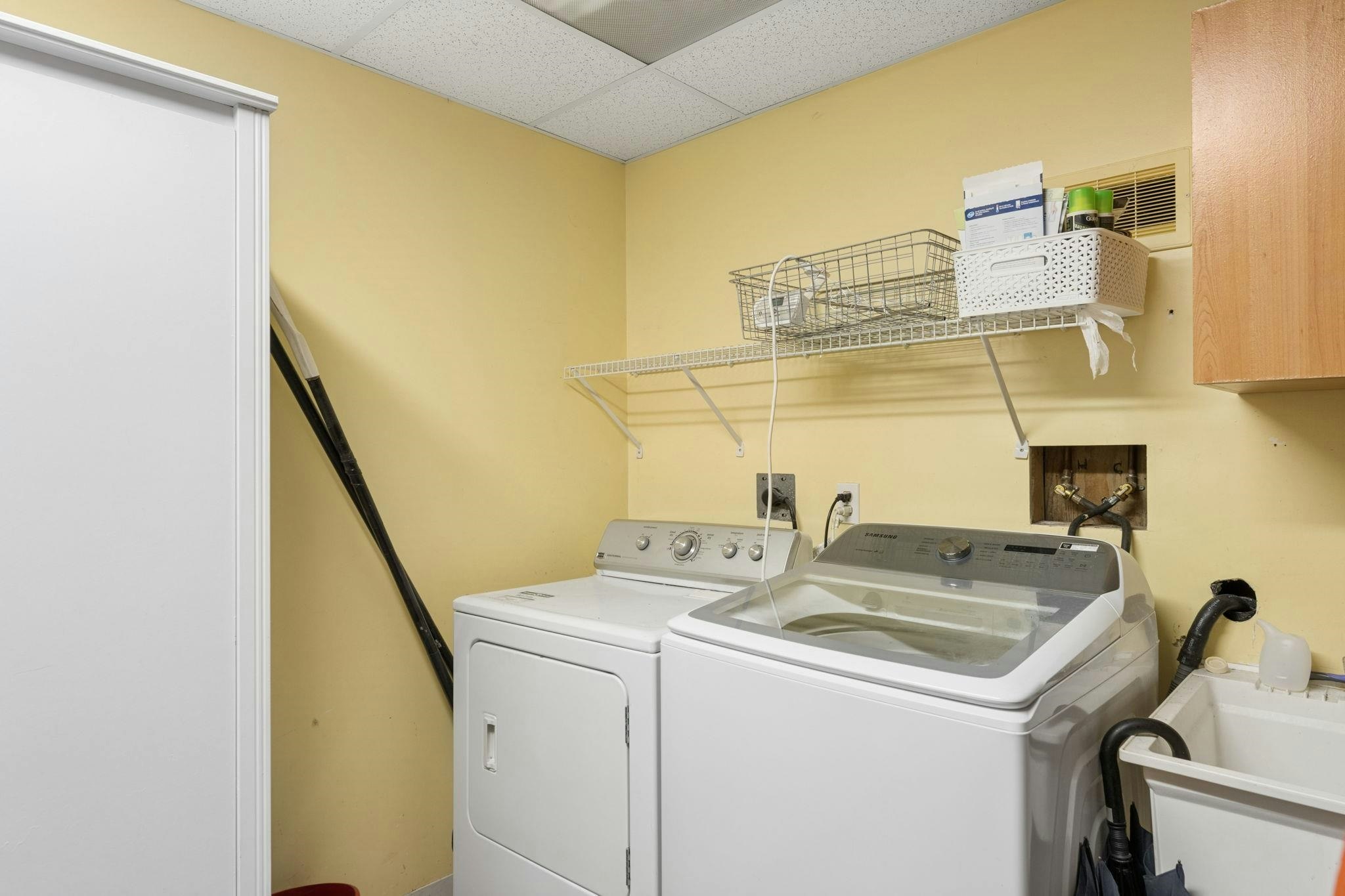 834 Hendecourt Road, North Vancouver, BC, V7K 2Y2 - 22