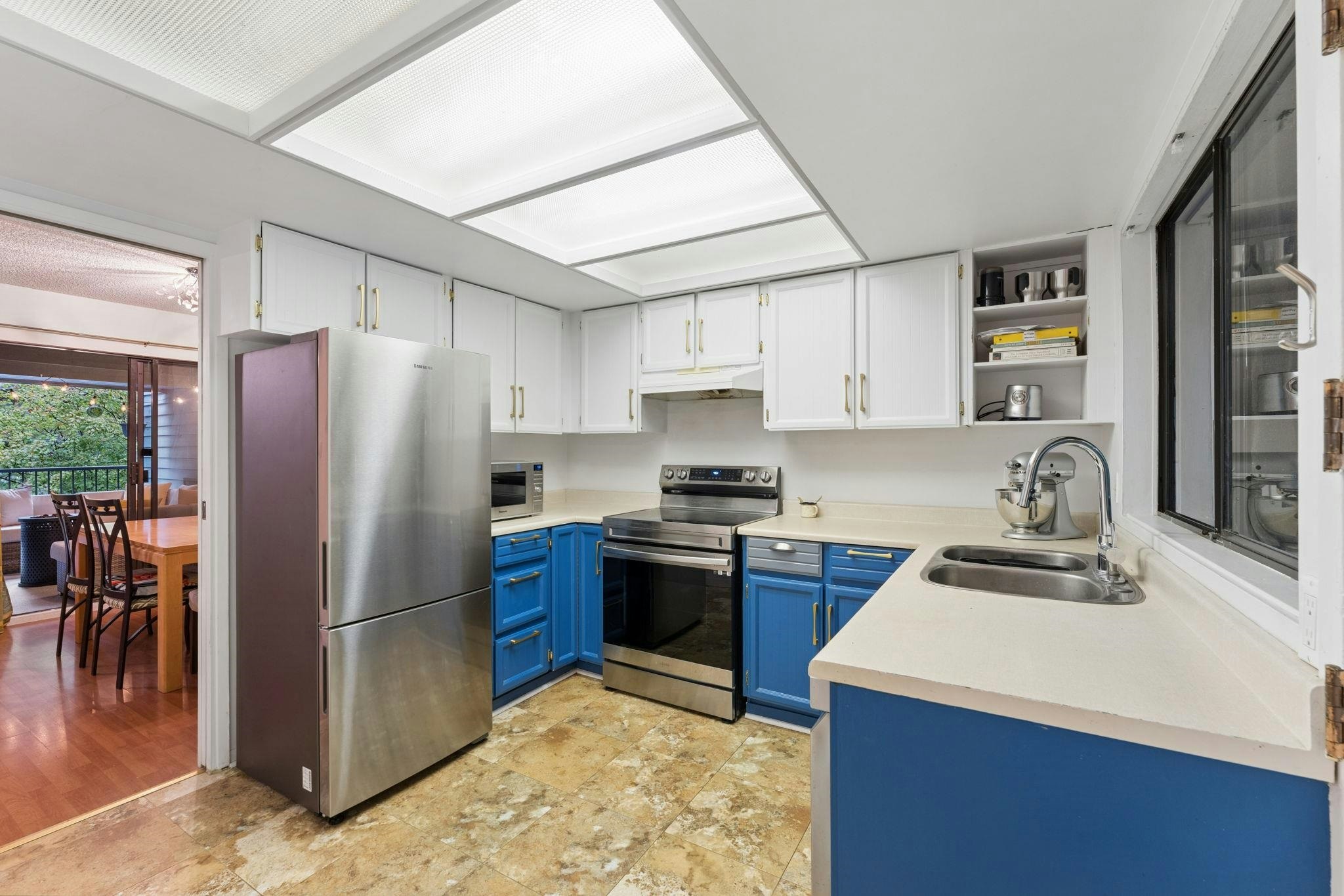 834 Hendecourt Road, North Vancouver, BC, V7K 2Y2 - 9