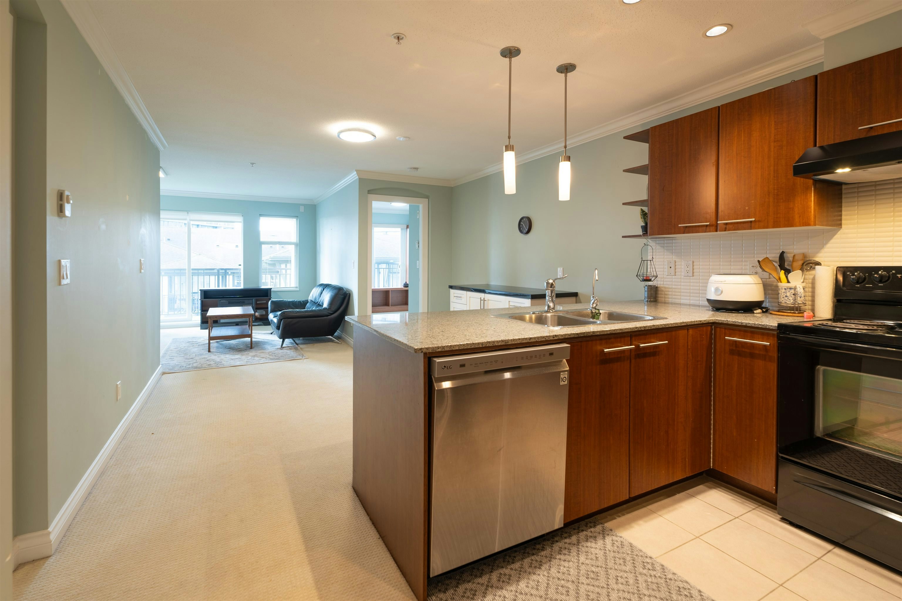303-4799 Brentwood Drive, Burnaby, BC, V5C 0C4