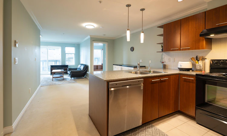 303-4799 Brentwood Drive