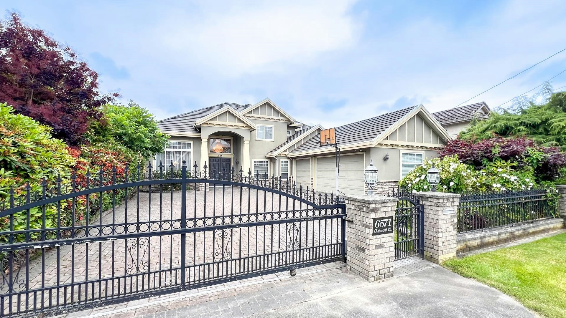 6571 Chatsworth Road, Richmond, BC, V7C 3S4