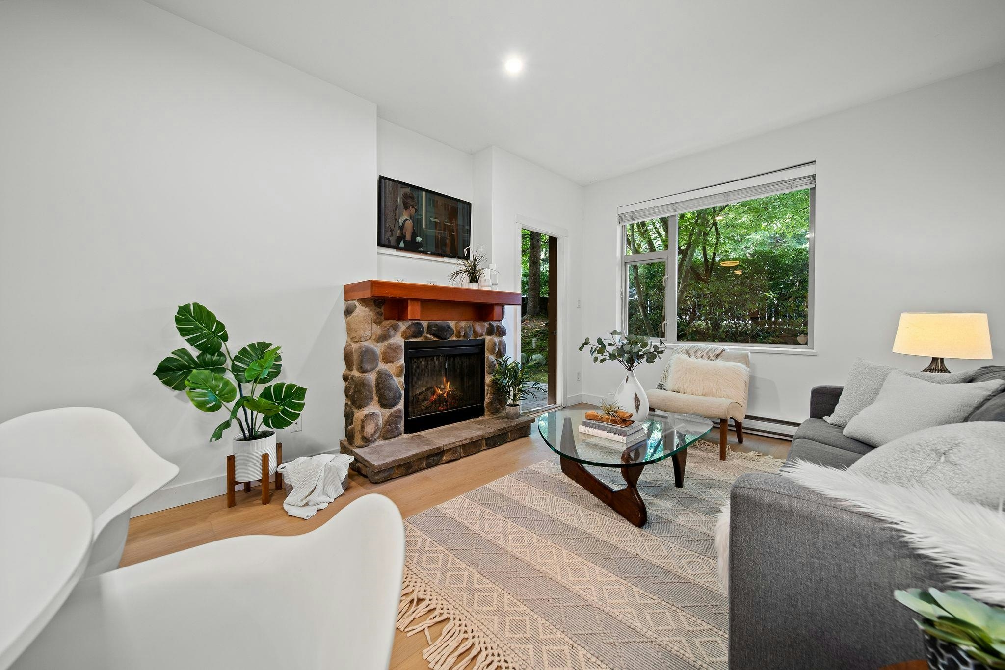 108-675 Park Crescent - 3