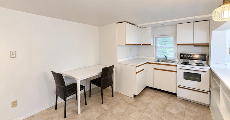 Ground Suite-3760 29th Avenue, Vancouver, BC, V6S 1T4 - 4