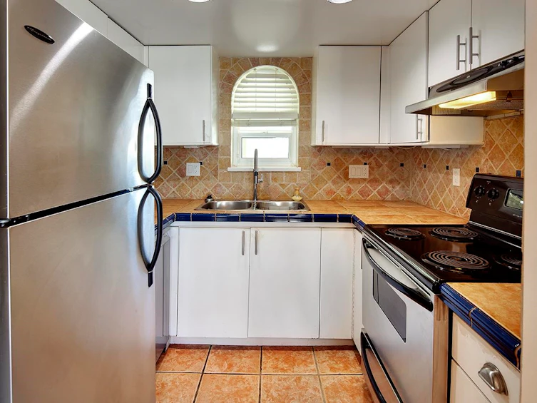 1210 W 7th Avenue, Vancouver, BC, V6H 1B6 - 13