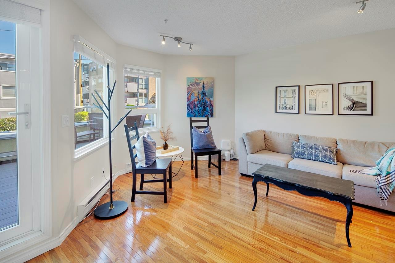 1210 W 7th Avenue, Vancouver, BC, V6H 1B6 - 6