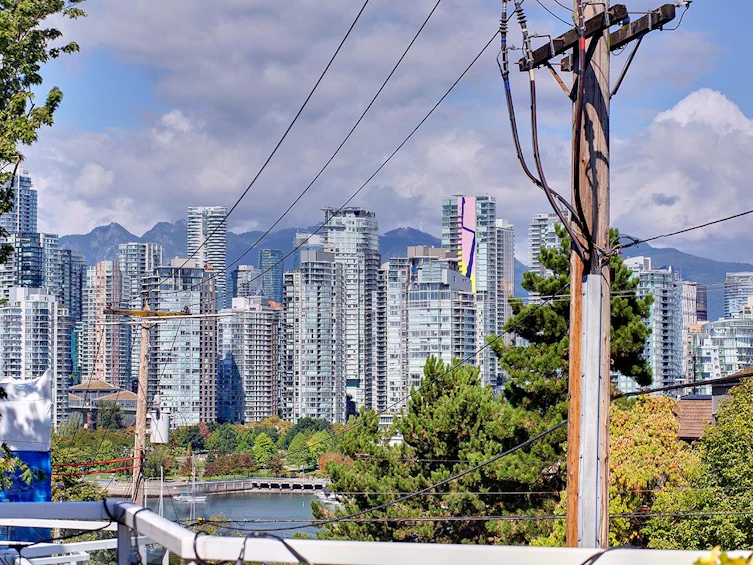 1210 W 7th Avenue, Vancouver, BC, V6H 1B6 - 4
