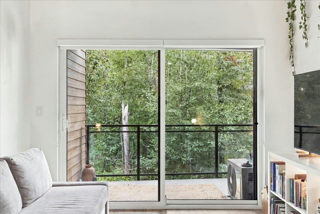 209-3182 Gladwin Road - 4