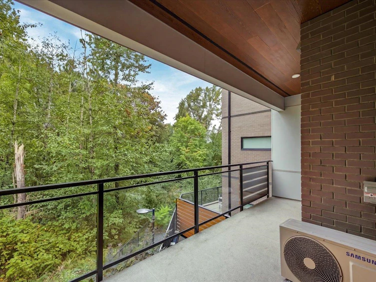 209-3182 Gladwin Road, Abbotsford, BC, V2T 0K8 - 22